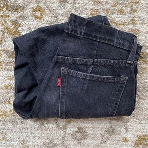 black | crop jeans | levis | size 28
